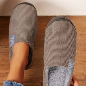 Cozy Women's Slippers - Brown - NWT